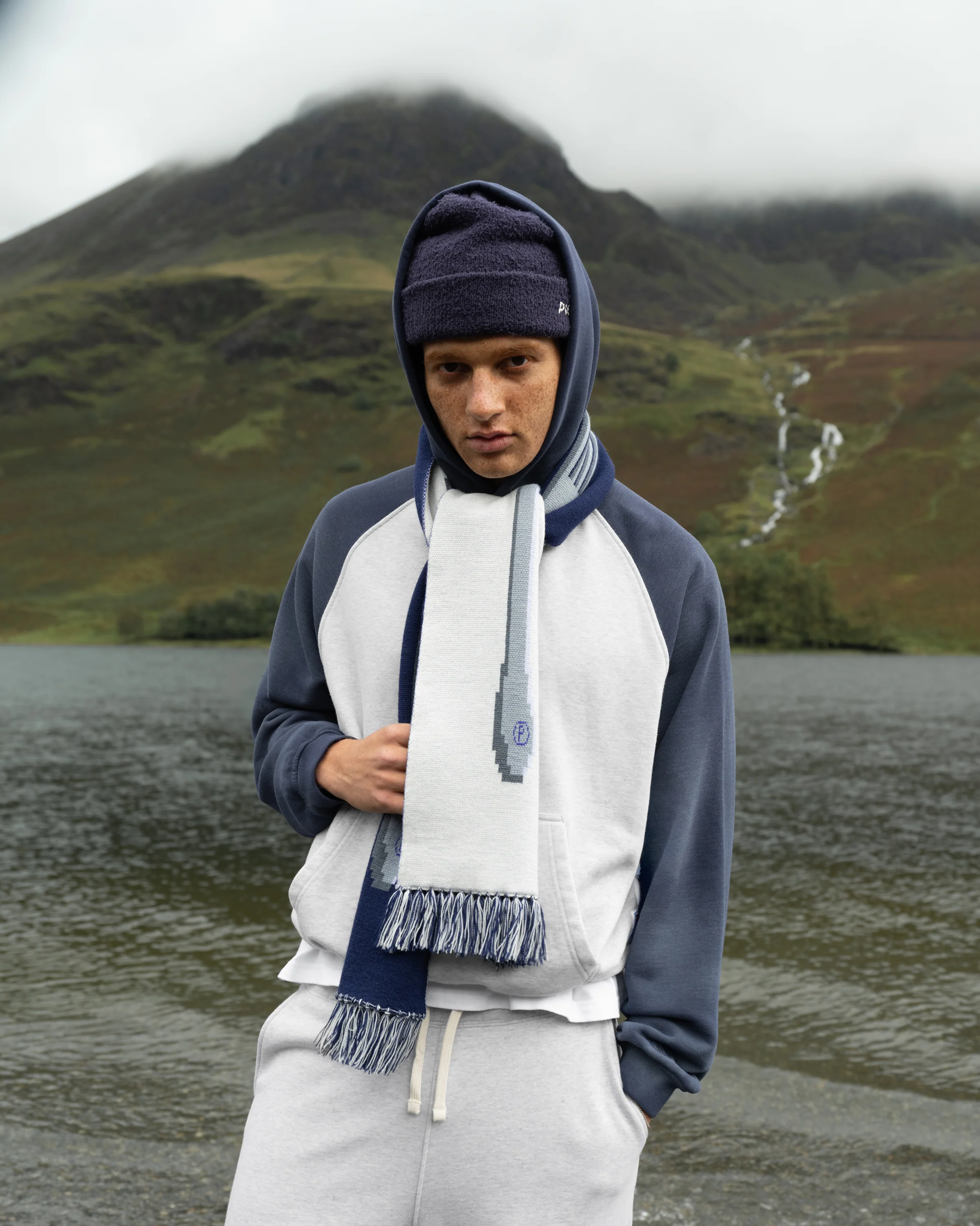 Raglan Athl. Hoodie - Image 3