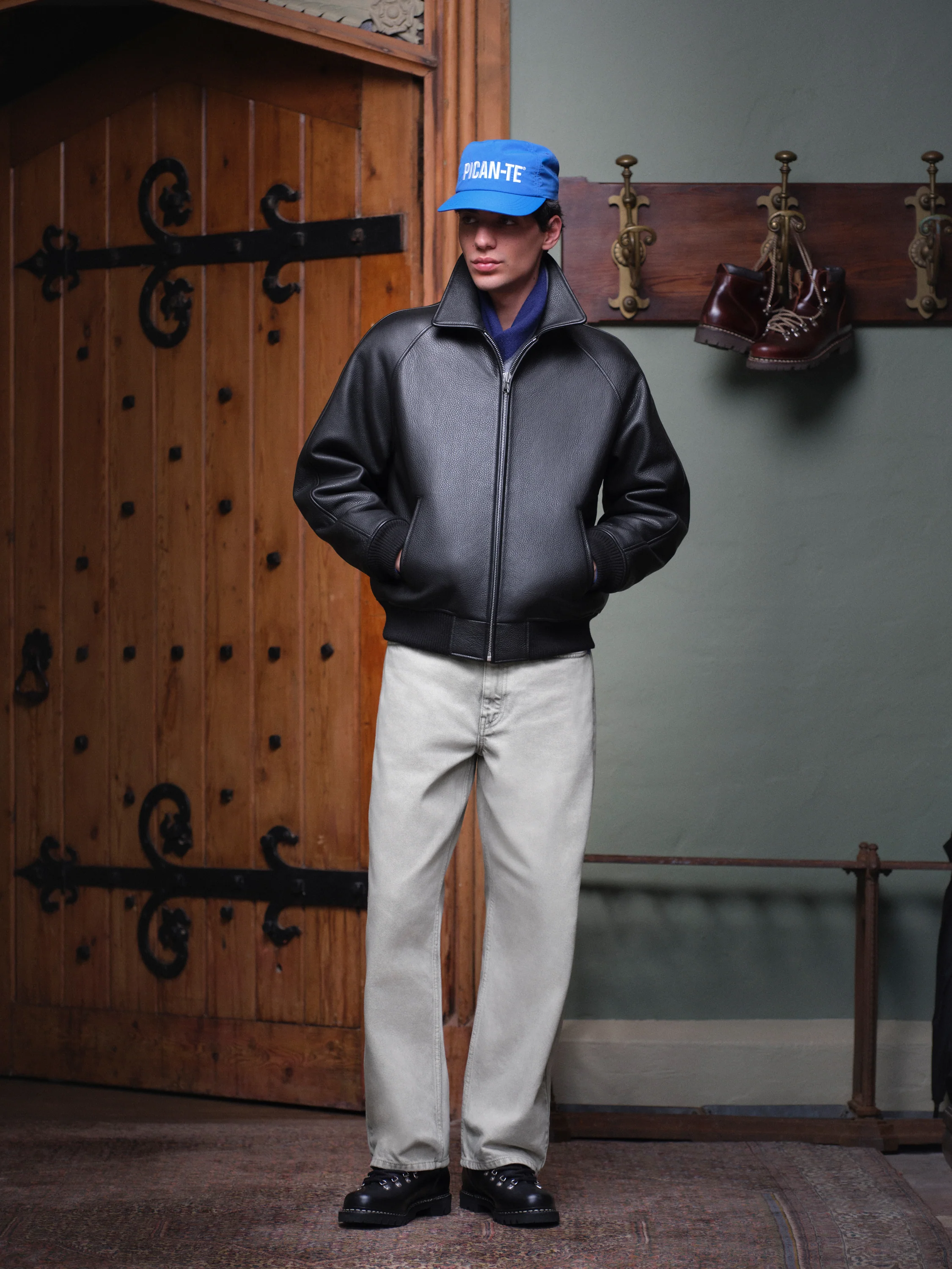 Straight Leg Jeans V308 - Image 3